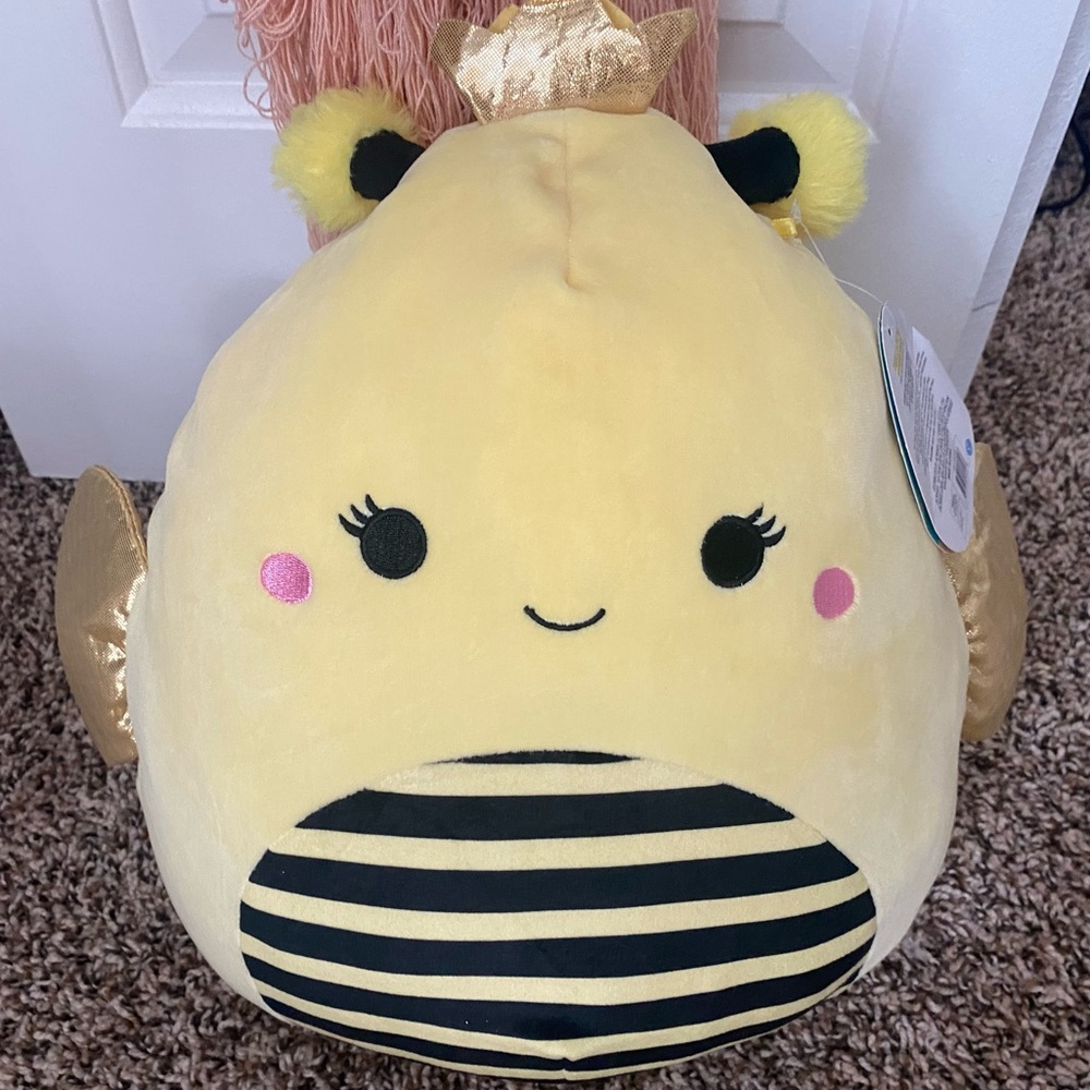 Sunny the Bee Squishmallow 12” NWT
